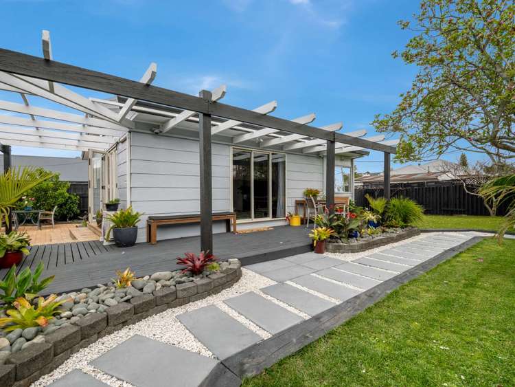 2/1 Woodside Road Massey_6