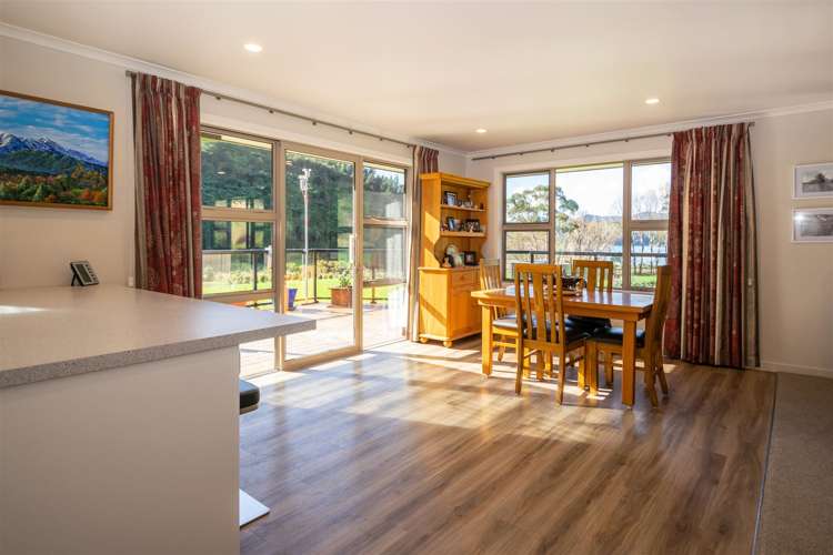 76 Te Tio Terrace Port Underwood_5