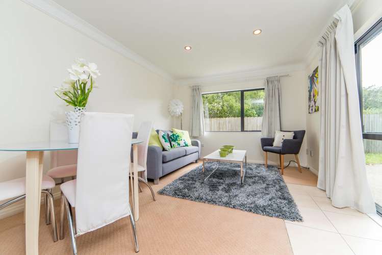 27 Medallion Drive Oteha_21