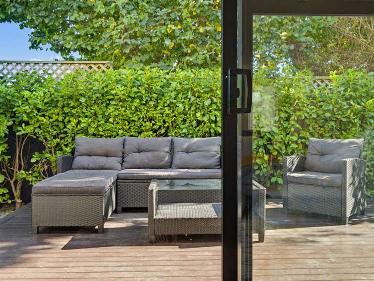 1/10 Parlane Street Addington_9