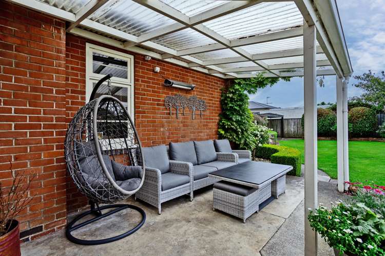 7 Antrim Street Windsor_8