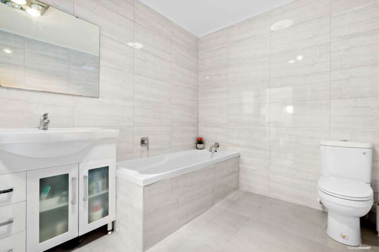 536 Monument Road Clevedon_9