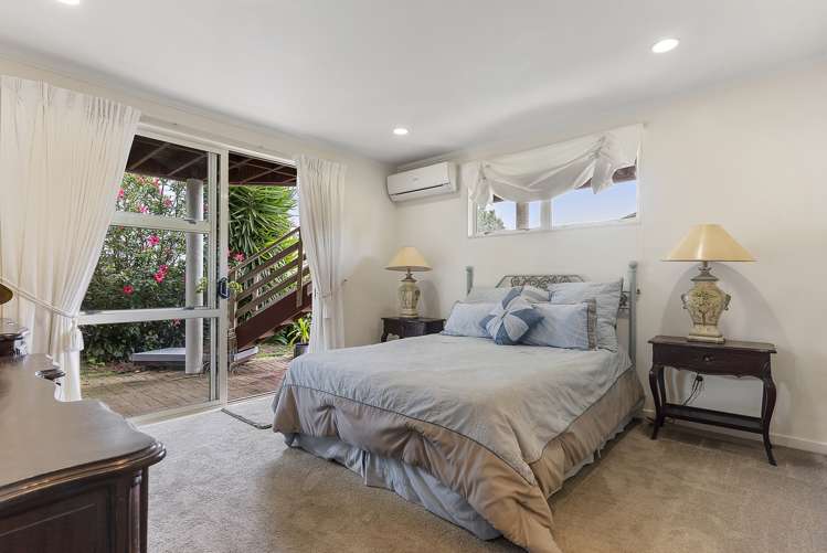 2/15 Bradbury Road Botany Downs_20