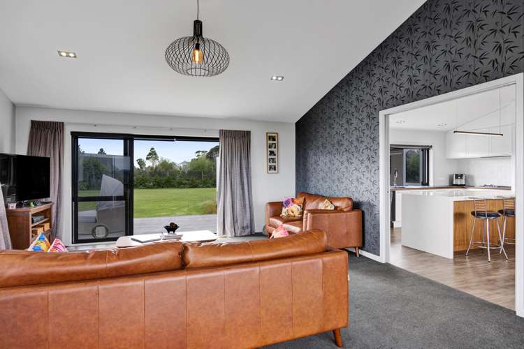 164 Brown Road Waitara_11