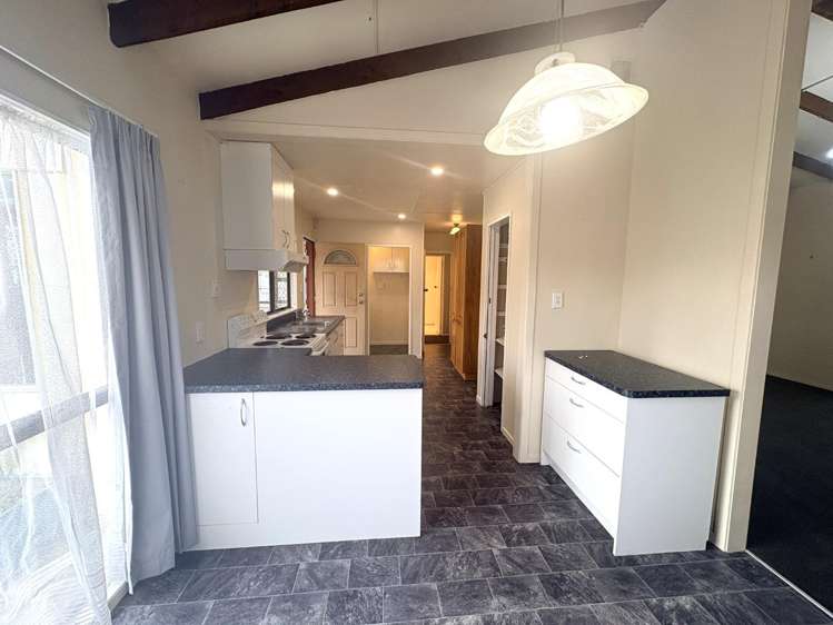 40 Folkestone Drive Flaxmere_6