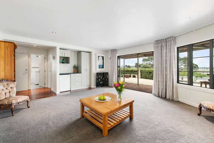 79 Pine Harbour Parade Beachlands_22