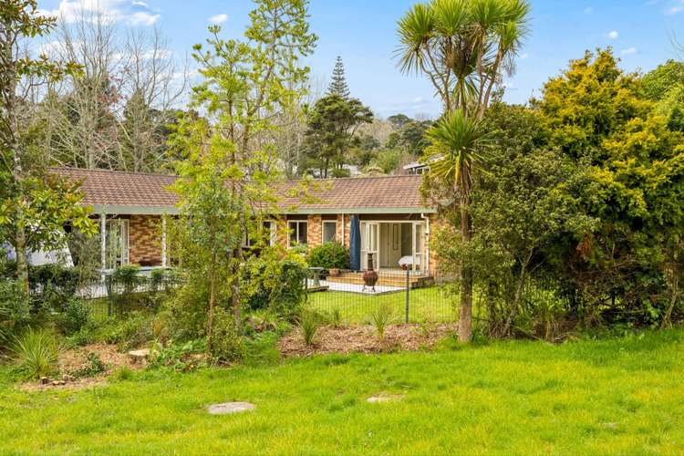 12 Woodfern Crescent Titirangi_18