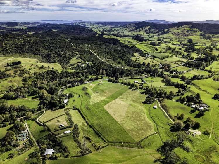 1277 Oruru Road Peria_11