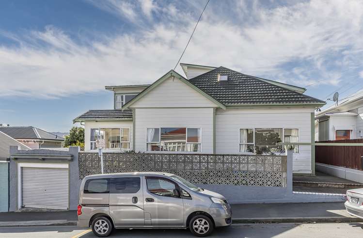 1 Levy Street Mount Victoria_22