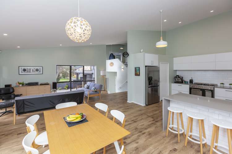 63 The Drive Paraparaumu Beach_7