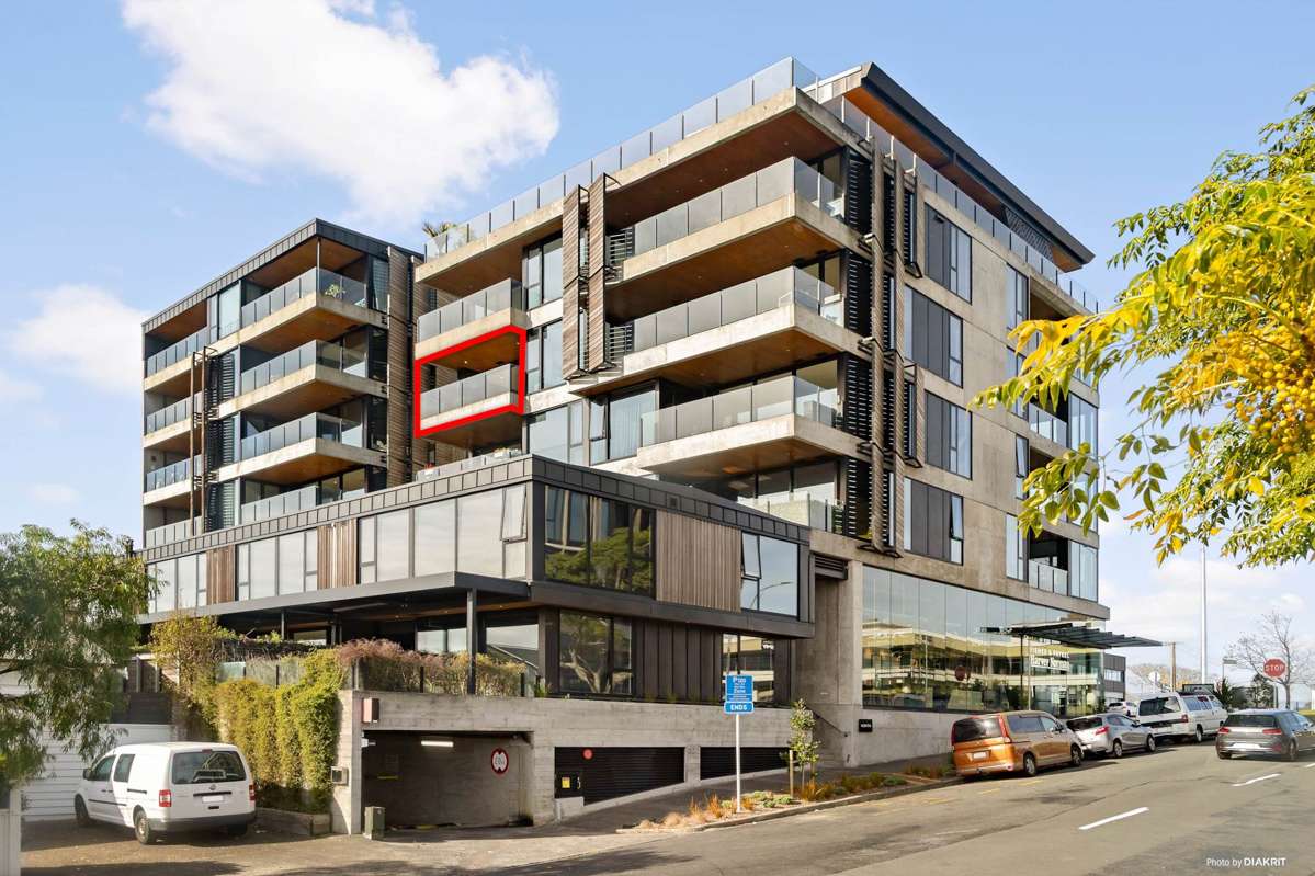 303/1 Turakina Street_3