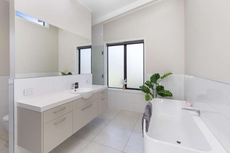 42 Grangewood Drive Lincoln_11