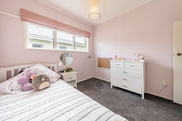 37 Randwick Crescent Moera_16