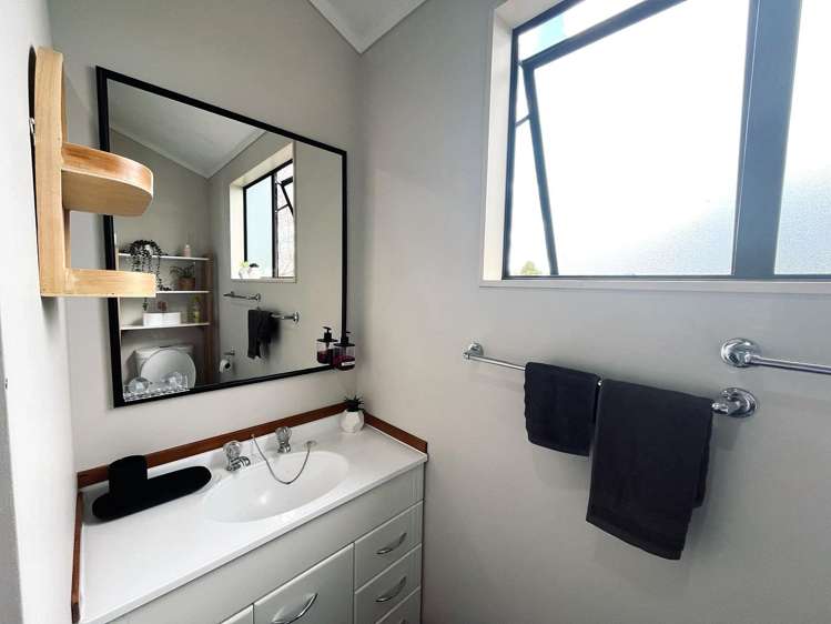 2a Old Farm Road Hamilton East_7