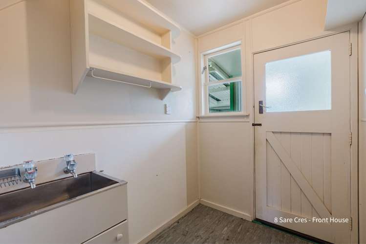 8 and 8a Sare Crescent Fairfield_9