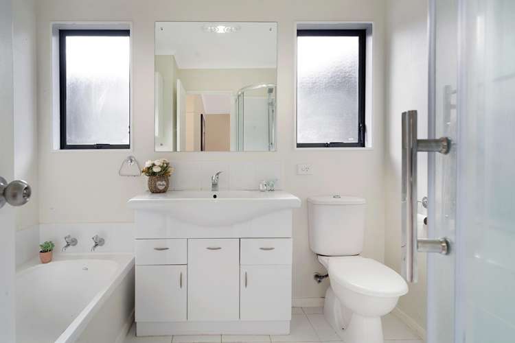 124a Golf Road New Lynn_9