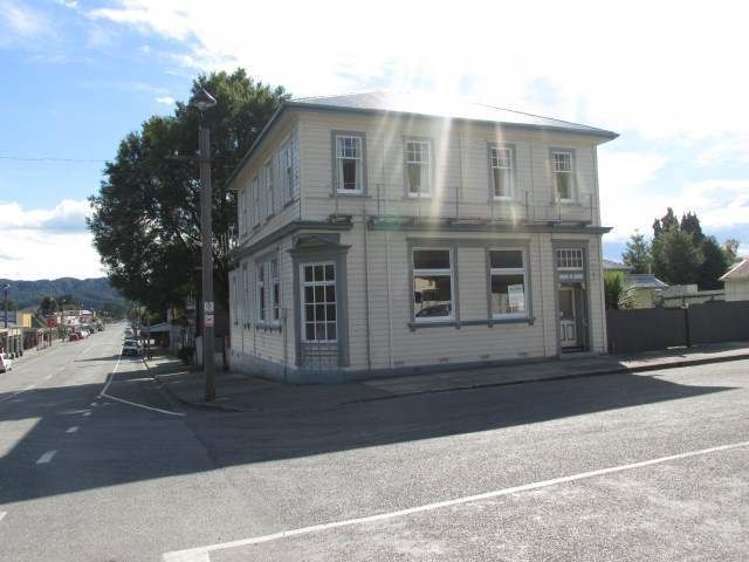 30 Broadway Reefton_15