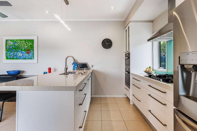 2 Bella Vista Drive Gulf Harbour_13