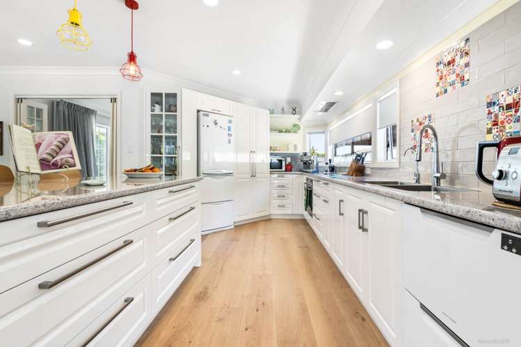 78 The Circle Manly_8