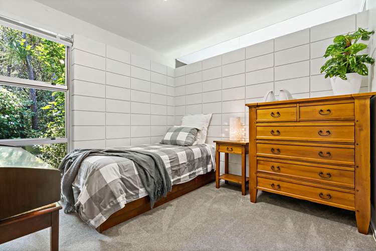 7 Helvetia Drive Browns Bay_21