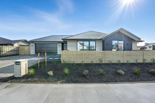 New Four Bedroom In Halswell!