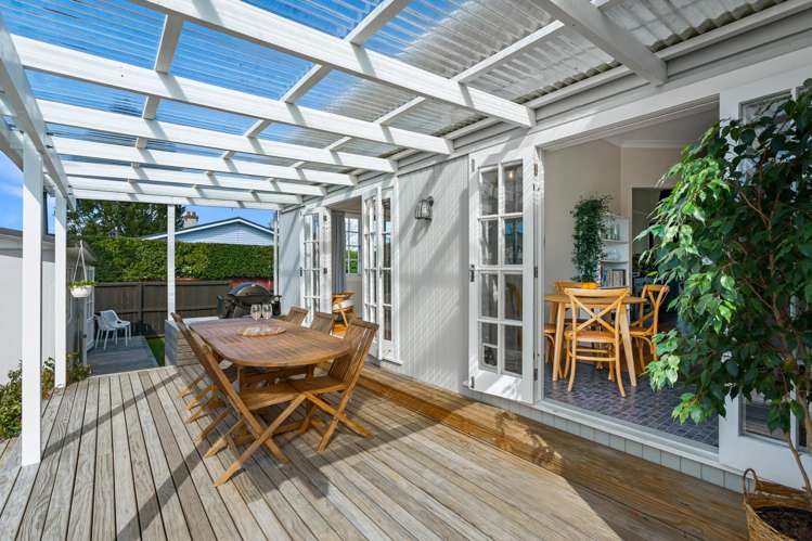 5 Rewa Street New Lynn_24