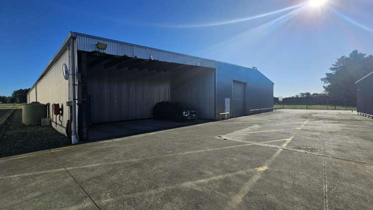 1444 Railway Road South Pakipaki_4