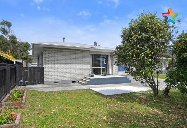 13b Berkeley Road Wainuiomata_2