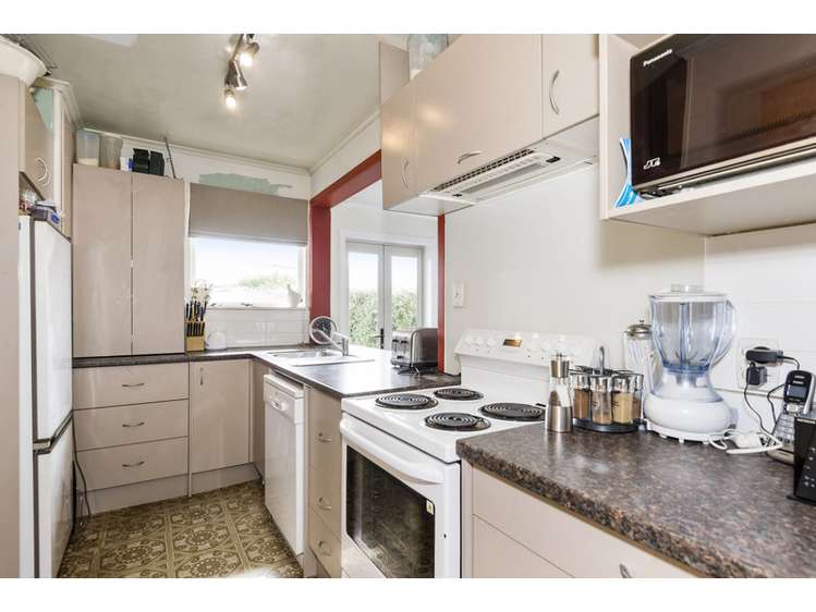 77 Boundary Road Blockhouse Bay_1