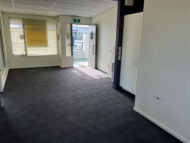 16/35 Riccarton Road Riccarton_3