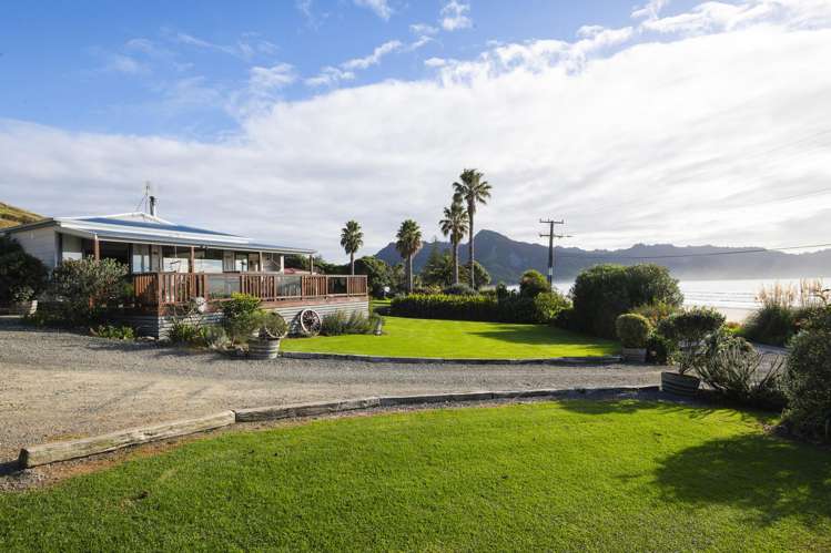 108 Waiotu Road Tokomaru Bay_5