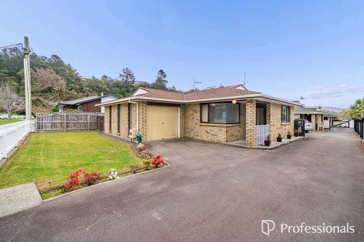 12A Korau Grove Stokes Valley_23
