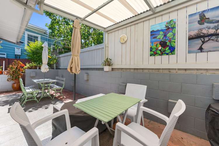 9/66 Victoria Road Devonport_12