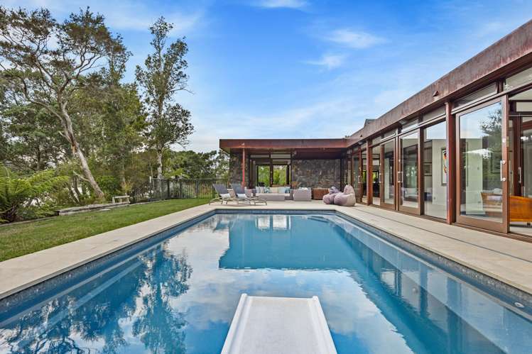 20 Oscar Road Greenhithe_32