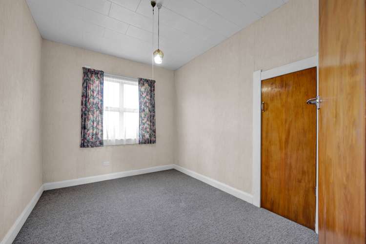 16 Layard Street Opunake_13