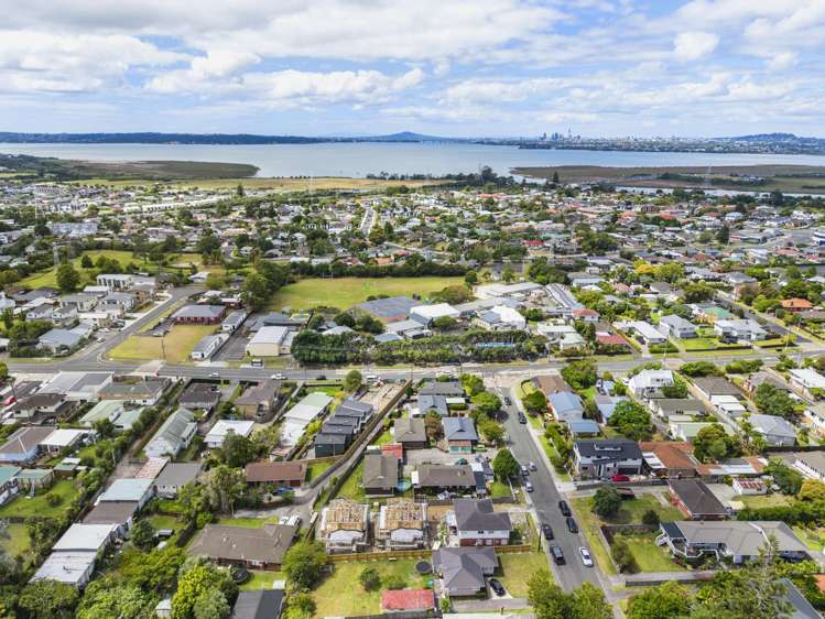 1, LOT 2&3 Amberley Ave Te Atatu South_22