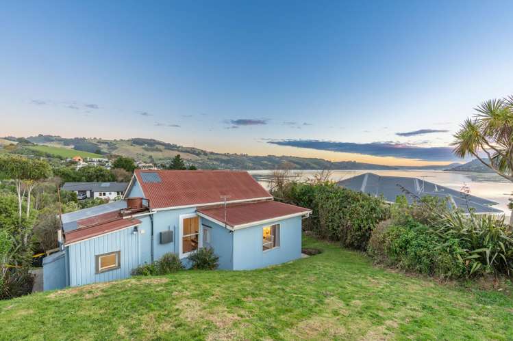 1 Luss Road Company Bay_18