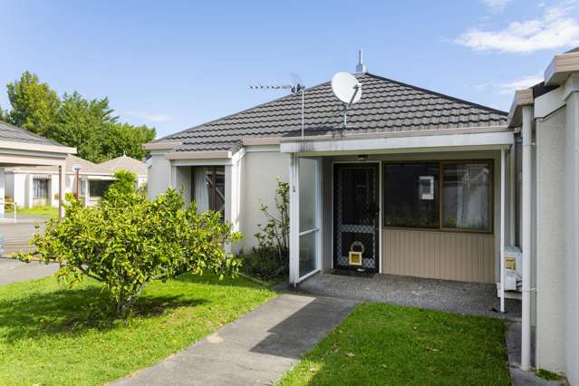 Two bedroom unit with garage