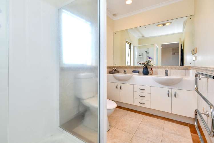 20 Carousel Crescent East Tamaki Heights_15