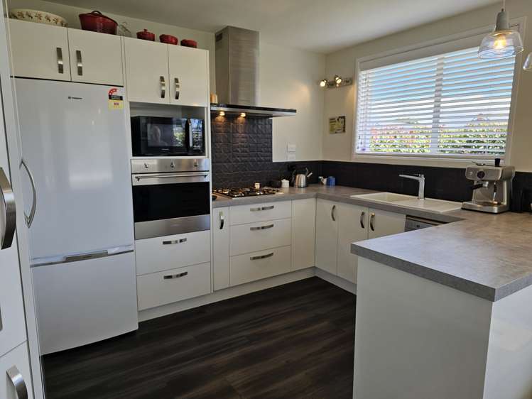 49 Hull Street Oamaru_11