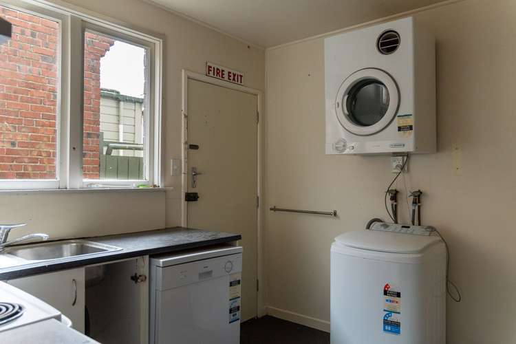 1/617 Castle Street North Dunedin_7