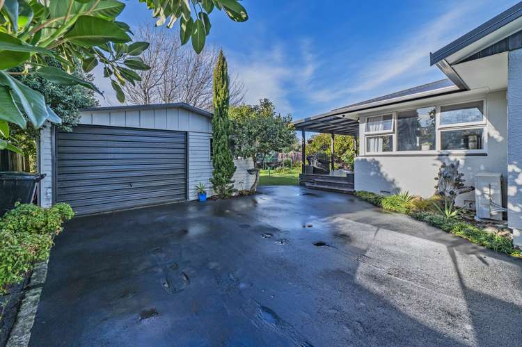 6 Clayton Road Amberley_22