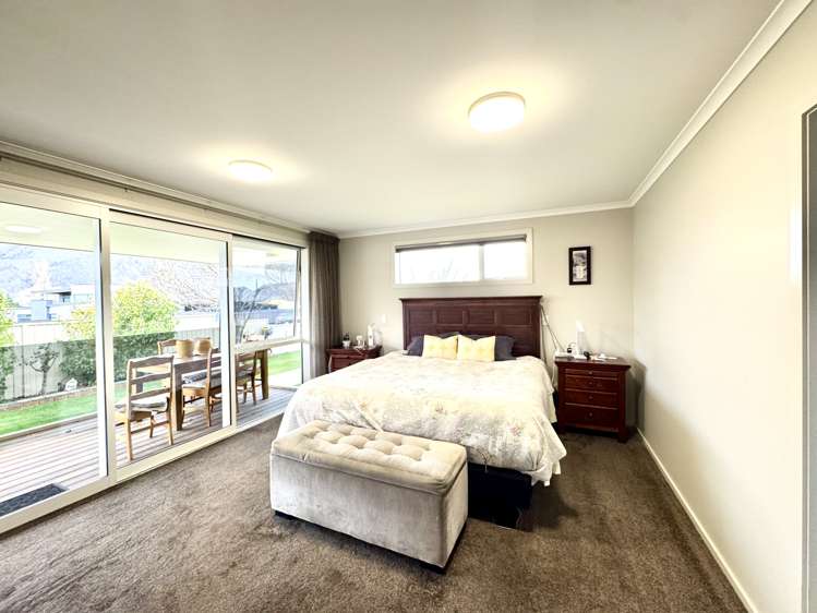 8 Sunset Place Otematata_9