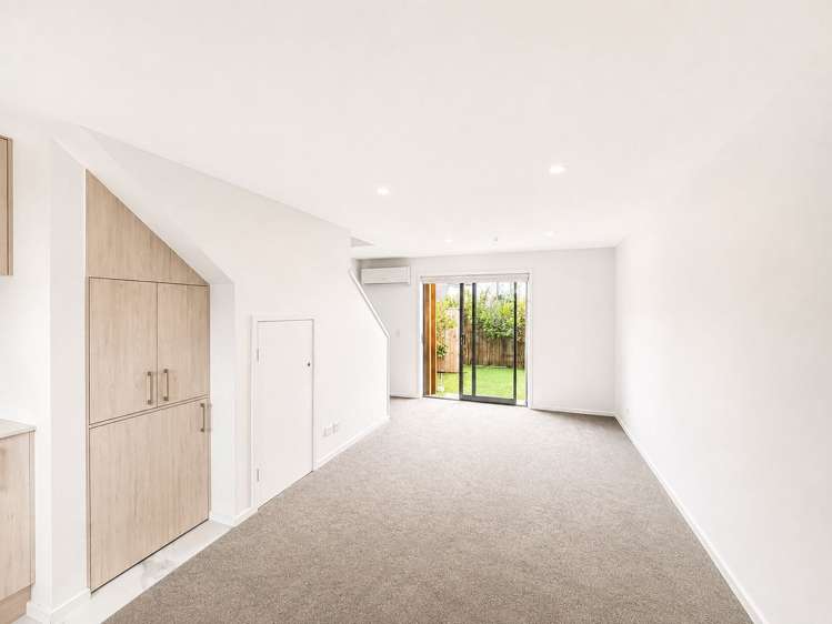 7/41 Kervil Avenue Te Atatu Peninsula_1
