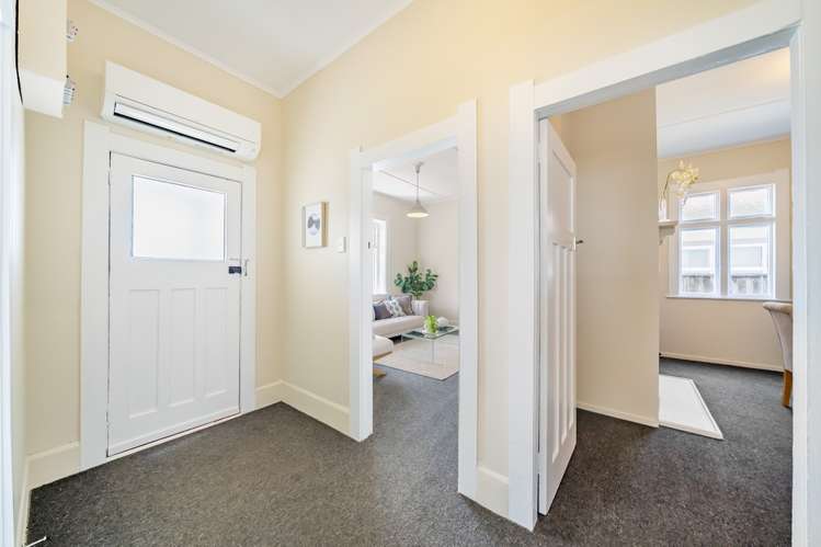 37 Plunket Avenue Petone_11