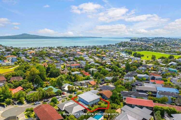 2/8 Geraldine Place Kohimarama_12