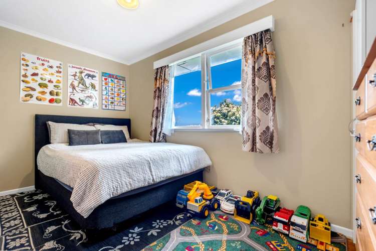 14 Tairere Crescent Rosehill_14