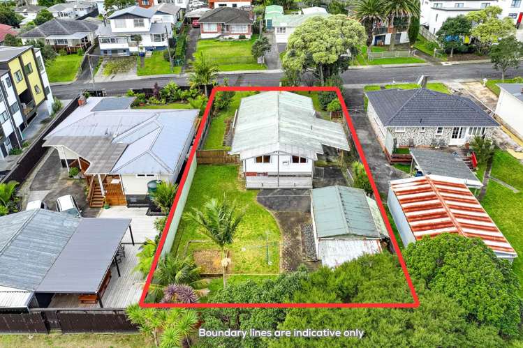 6 Robert Burke Place Henderson_19