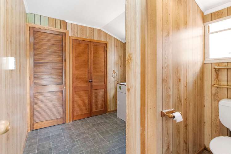 11 Chelwood Street Takaro_22