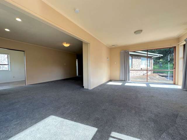 27 Chatsworth Crescent Pakuranga Heights_3